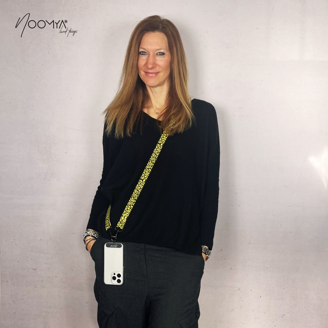 Wide woven phone strap to change - Midnight Star