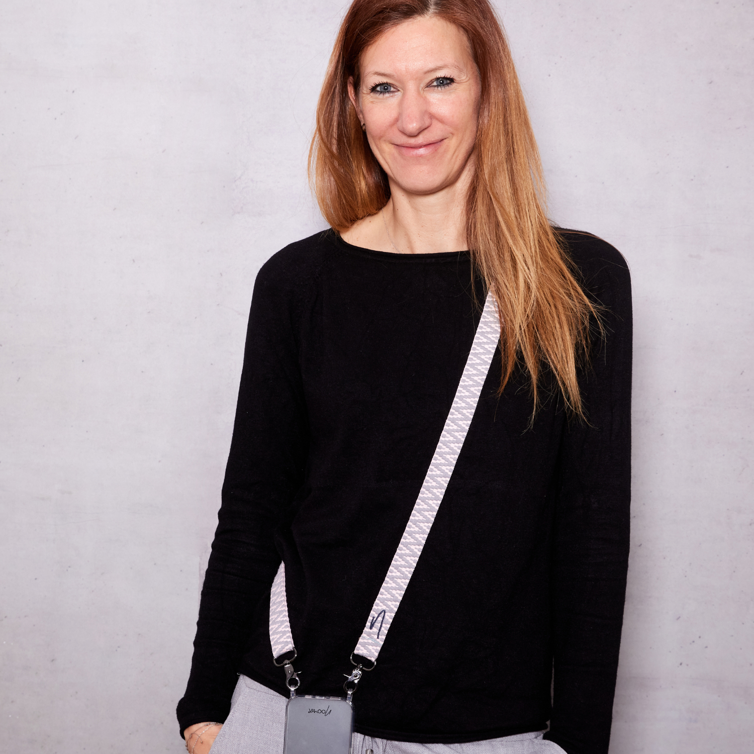 Style Bundle zum Wechseln aus 2 Handybänder + Handyhülle | Sweet Grey & Phantom Grey