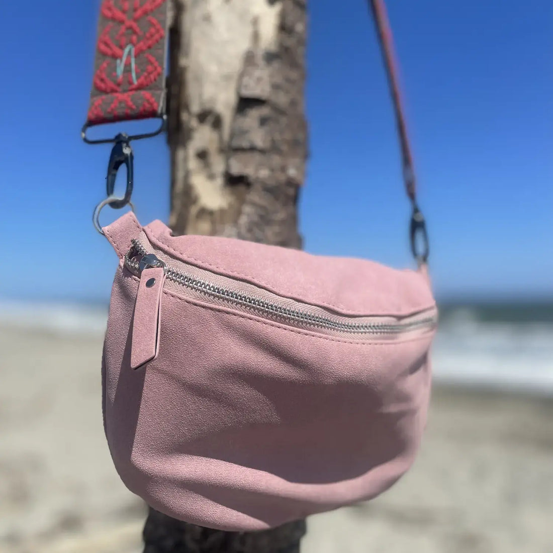 Tasche / Crossbody Bag mit wechselbarem Taschengurt | Sweet Temptation | vegan | Dein trendiger Sommer-Begleiter