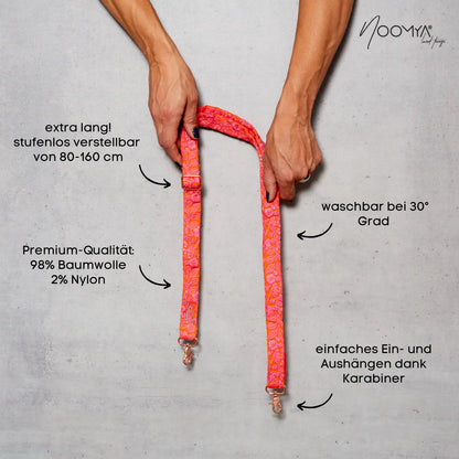 NOOMYA breite Handybänder sind extra lang und stufenlos von 80-160cm verstellbar, aus 60% Baumwolle und 40% Cotton Polyester und damit waschbar bei 30° Grad im Wäschenetz. Dank Karabiner einfach ein- und Auszuhängen. 